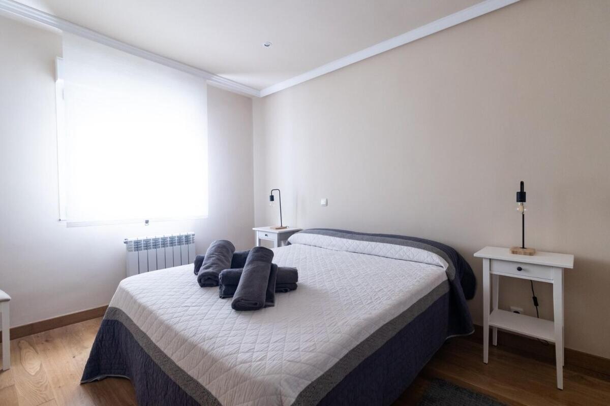 Апартаменти Apartamento Centro Gijon Con Parking Екстер'єр фото