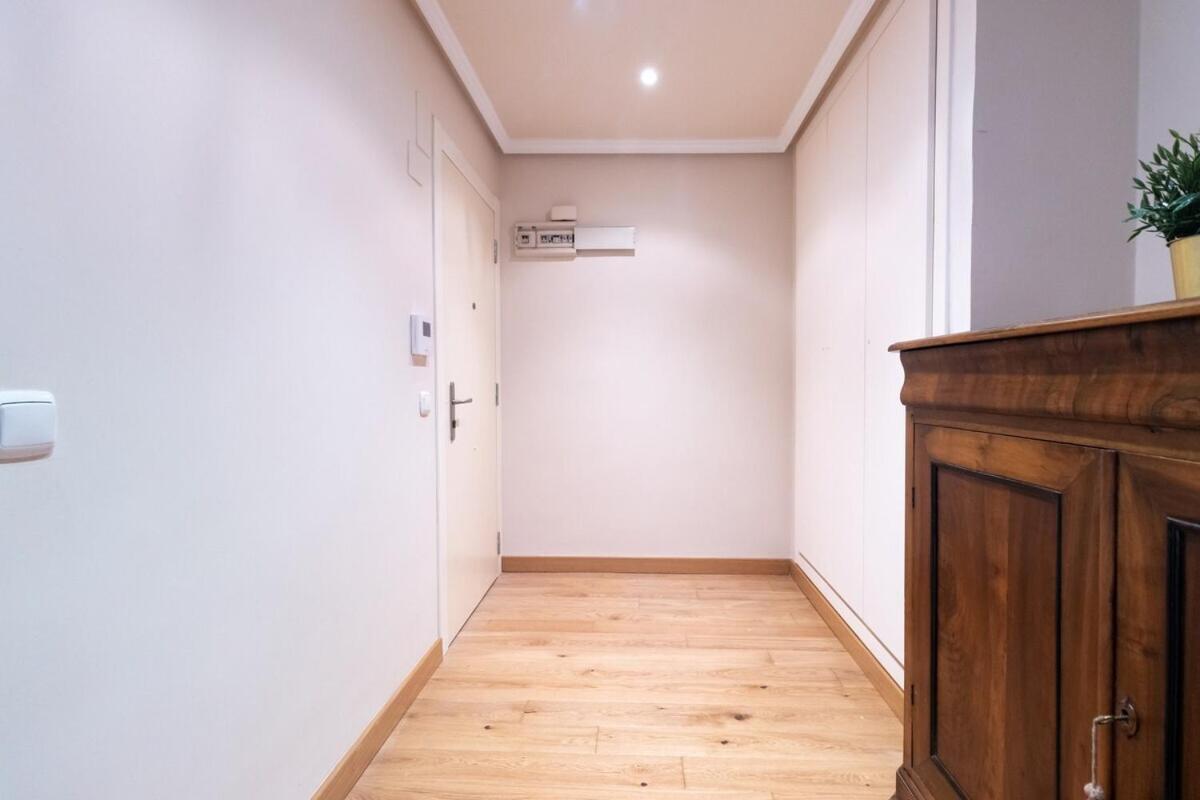 Апартаменти Apartamento Centro Gijon Con Parking Екстер'єр фото